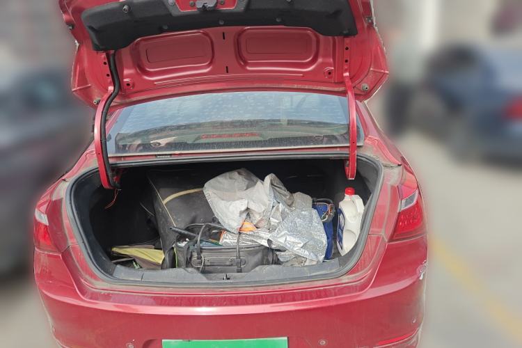 Used Dongfeng Aeolus L60 2015 1.8L Manual New Enjoyment Version
