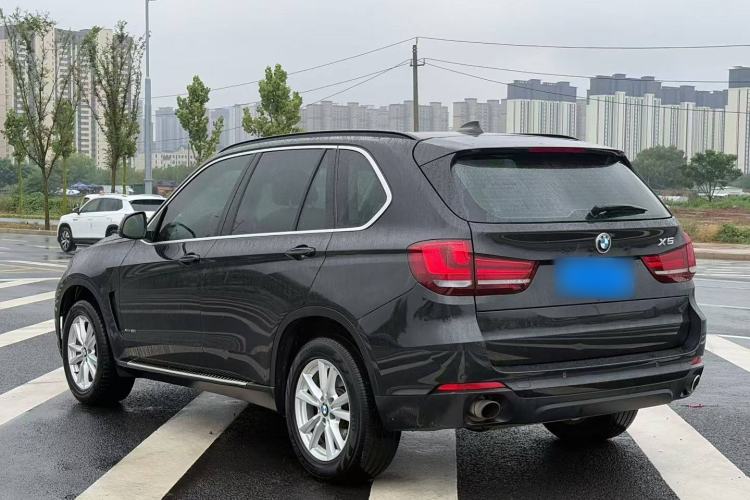 Used BMW X5 2015 xDrive28i
