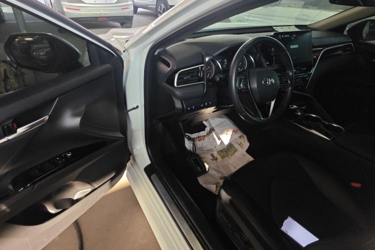 Used Toyota Camry 2021 2.0G Luxury Edition