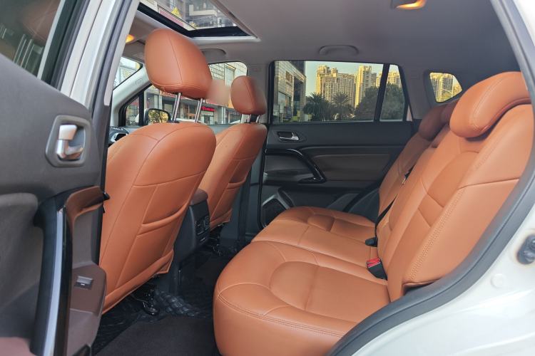 Used GAC Trumpchi GS4 2017 235T Automatic Two-Wheel Drive Luxury Smart Connectivity Version
