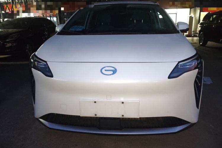 Used AION Y 2023 Younger