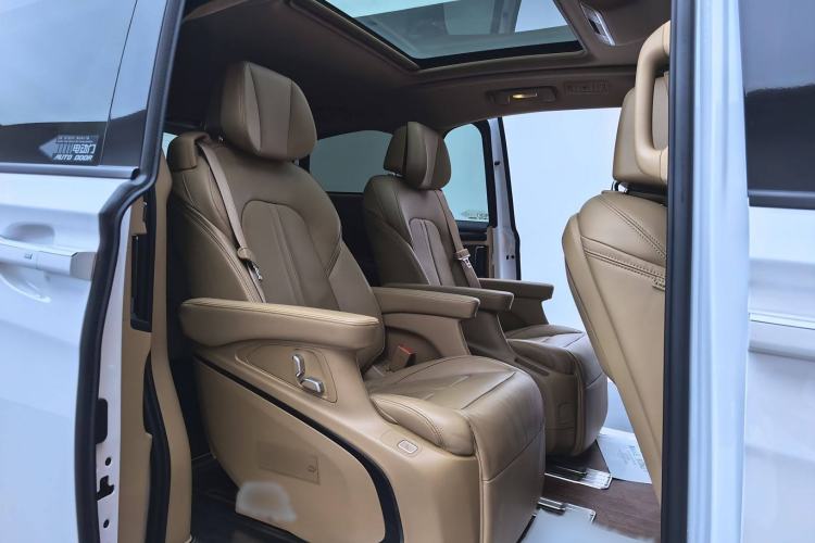 Used Buick GL8 2021 ES Landtrek 653T Smart Luxury Model
