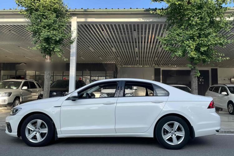 Used Volkswagen Lamando 2019 230TSI DSG Fashion Edition China V Standard
