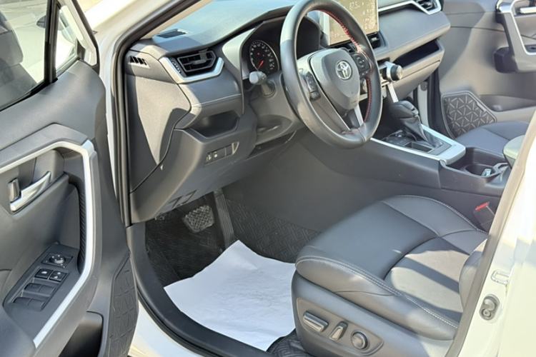 Used Toyota Wildlander 2020 2.0L CVT Two-Wheel Drive Luxury Edition
