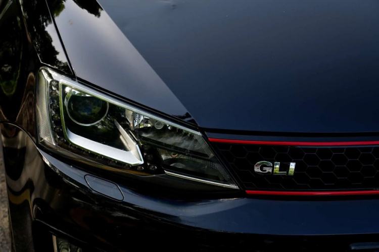 Used Volkswagen Sagitar 2013 2.0 TSI GLI
