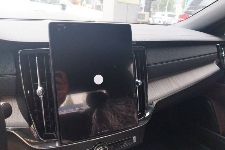 Used Volvo S90 2026 B5 Zhiyi Luxury Edition
