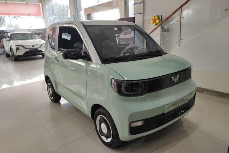 Used Wuling Hongguang MINIEV 2021 Macaron Fashion Model Lithium Iron Phosphate
