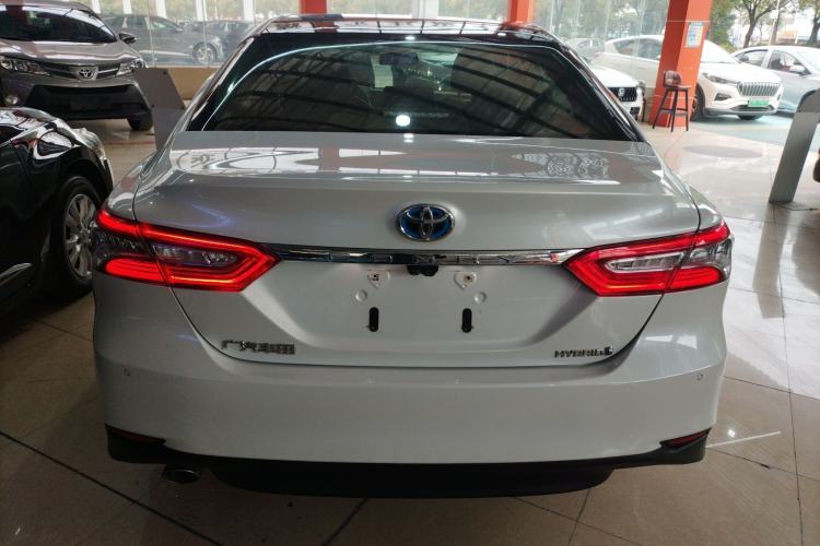 Used Toyota Camry 2019 Dual-Engine 2.5 HG Luxury Edition China VI Standard