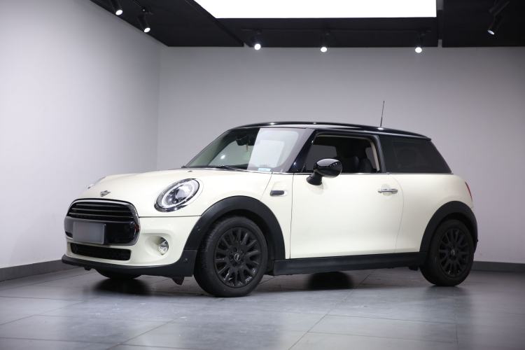 Used MINI MINI 2018 1.5T COOPER Classic Edition