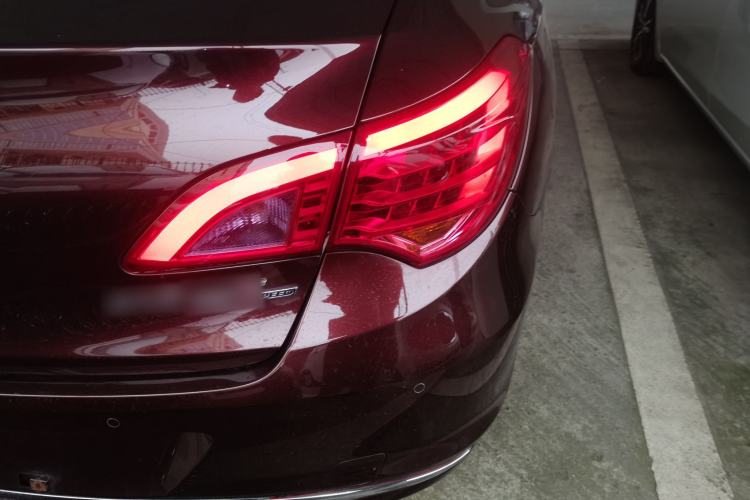 Used GAC Trumpchi GA6 2016 235T DCT Elite Edition
