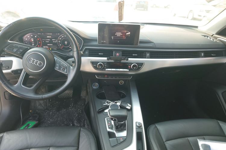 Used Audi A4L 2019 40 TFSI Sporty Version China VI
