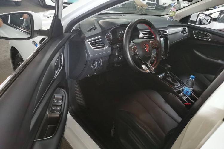 Used Roewe i5 2019 1.5L Automatic 4G Connected Linghao Flagship Edition