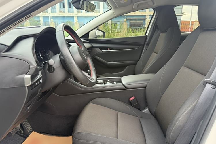 Used Mazda Mazda 3 Axela 2021 2.0L Automatic Zhiqing Edition
