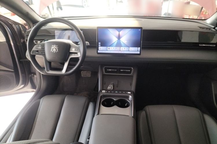 Used BYD Qin L 2025 EV 545KM Beyond Version
