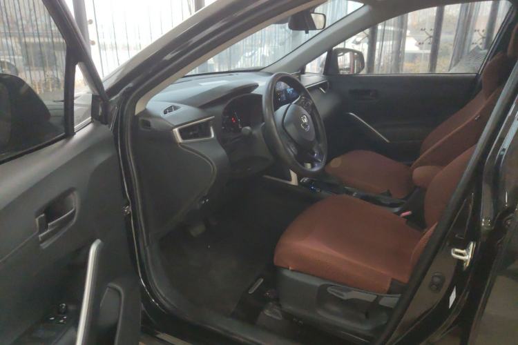 Used Toyota Corolla Cross 2024 2.0L Pioneer Edition
