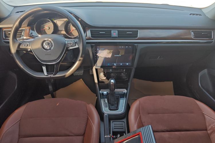 Used Volkswagen Bora 2016 1.6L Automatic Luxury Model
