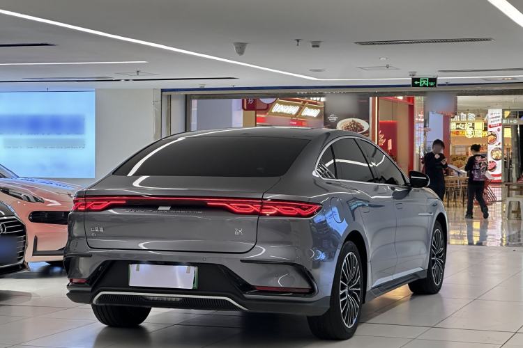 Used BYD Han 2024 EV Glory Edition 506KM Front-Wheel-Drive Premium Model