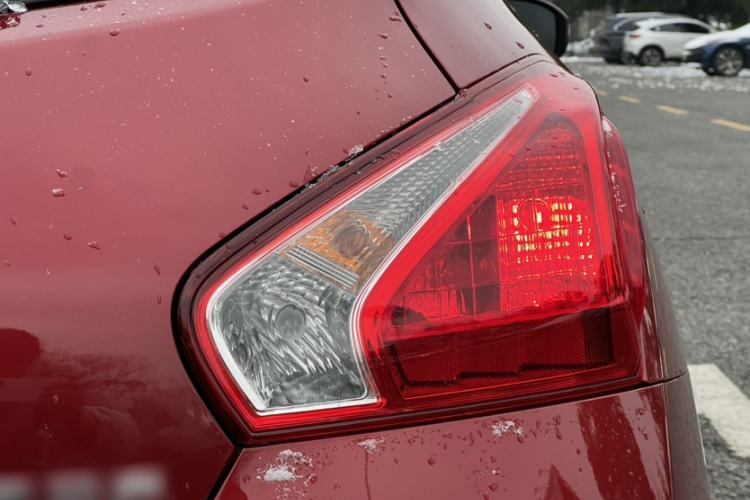 Used Nissan Tiida 2014 1.6L CVT Comfort Model
