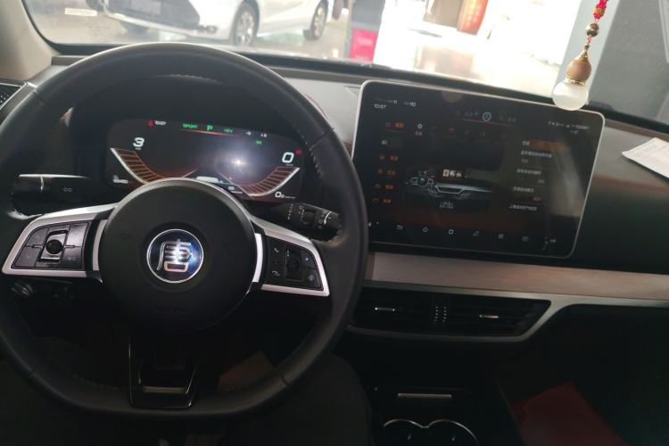 Used BYD Tang New Energy 2018 DM 2.0T All-Wheel Drive Smart Connect Genesis Edition 7 Seats China V Emission Standard
