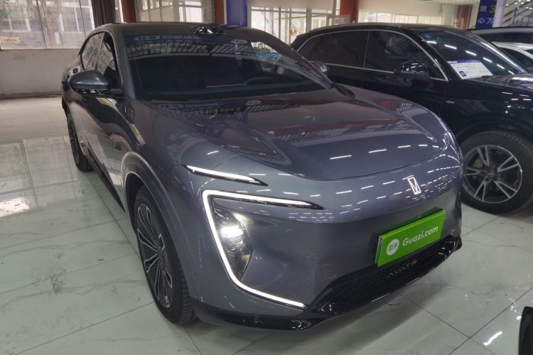 Used  07 2024 Max Extended-Range Edition