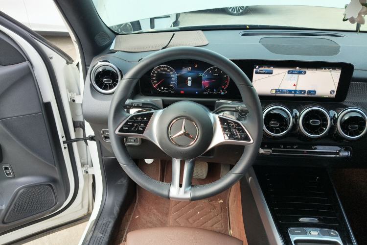 Used Mercedes-Benz GLB 2024 GLB 200 Dynamic Edition
