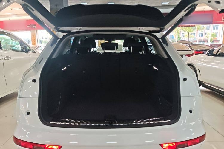 Used Audi Q5L 2022 40T Fashionable and Dynamic Model
