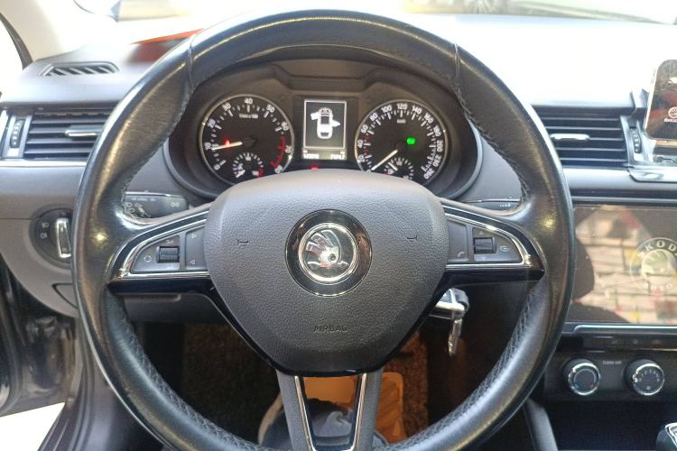 Used Skoda Octavia 2017 1.6L Automatic Smart Drive Edition
