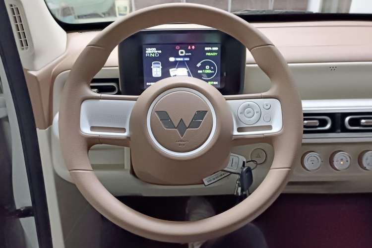 Used Wuling Hongguang MINIEV 2024 3rd Generation 215km Youth Edition
