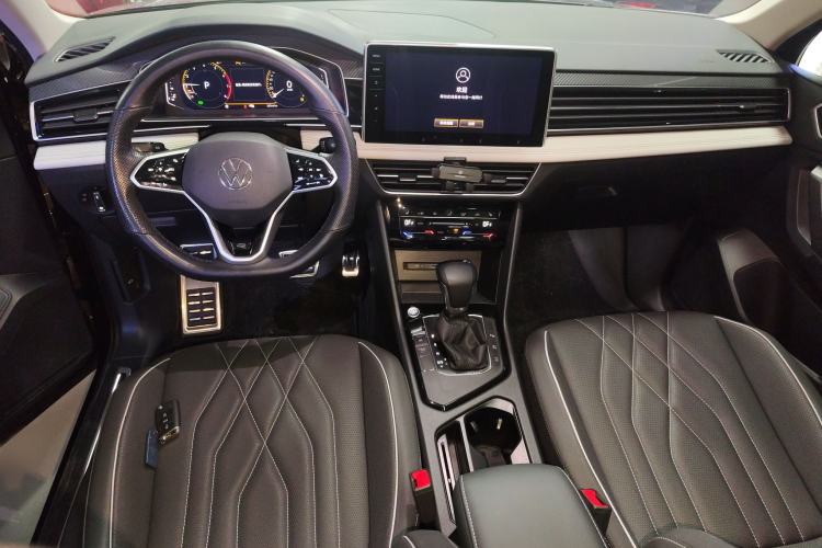 Used Volkswagen Tiguan L 2023 330TSI Automatic Two-Wheel Drive R-Line Enjoyment Edition
