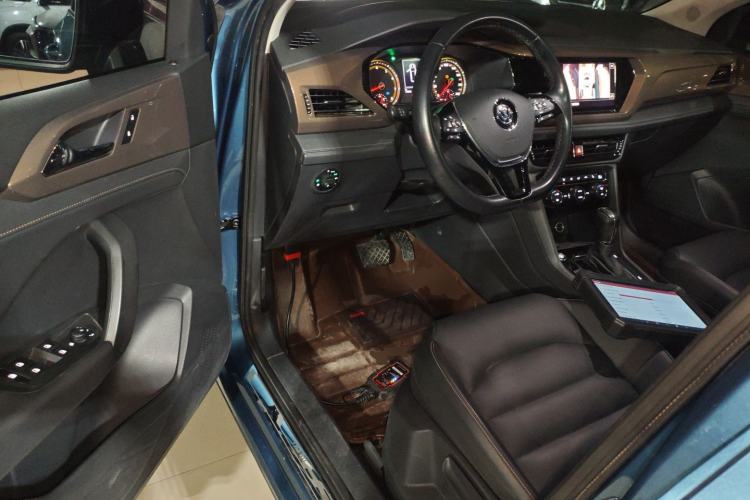 Used Volkswagen Tharu 2019 330TSI Four-Wheel Drive Luxury Edition China VI Standard
