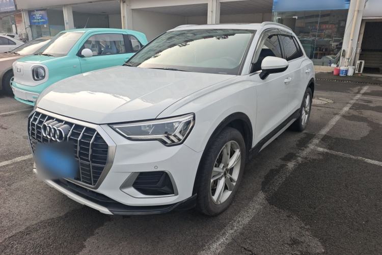 Used Audi Q3 2019 40 TFSI Fashionable and Elegant Model