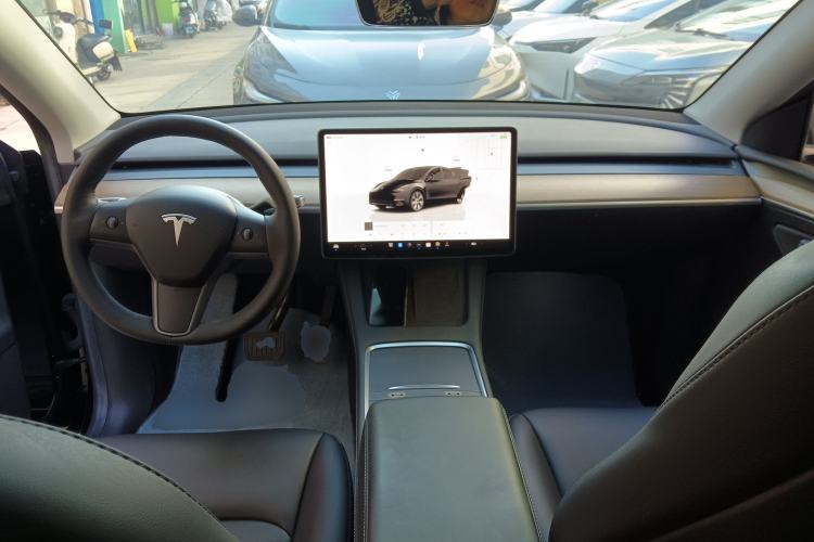 Used Tesla Model Y 2022 Rear-Wheel-Drive Version