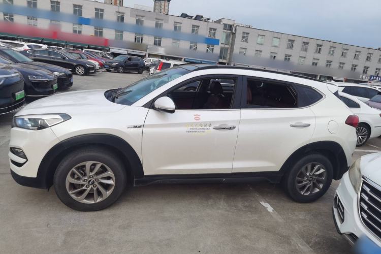 Used Hyundai Tucson 2015 1.6T Dual-Clutch Two-Wheel-Drive Smart Model
