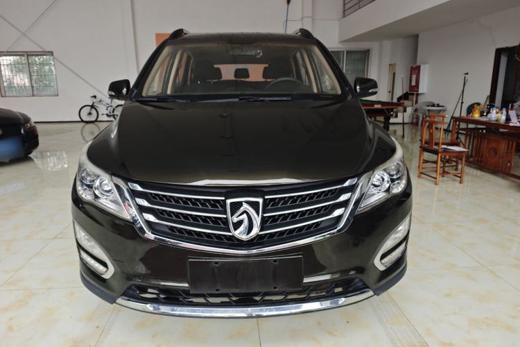 Used Baojun 560 2015 1.8L Manual Comfort Model
