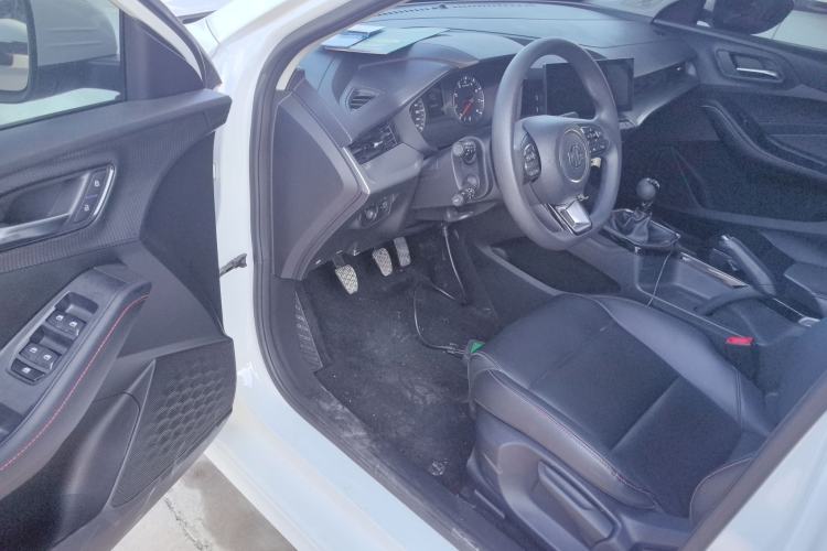 Used MG 5 2021 180 DVVT Manual Youth Luxury Edition
