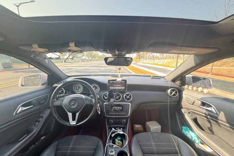 Used Mercedes-Benz A-Class 2015 A 200 Fashion Model