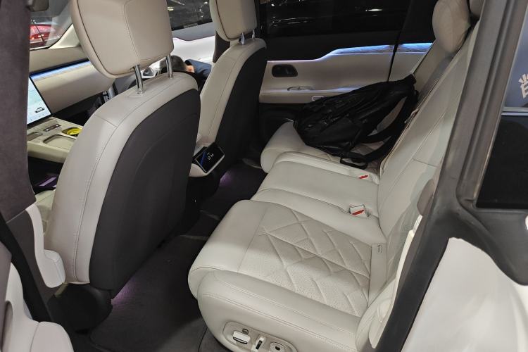 Used Nio ET7 2024 75 kWh Executive Edition
