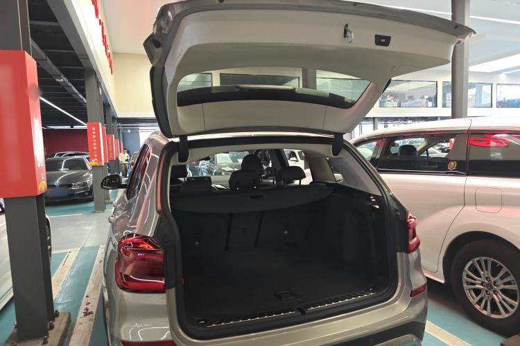 Used BMW X3 2018 xDrive25i Luxury Package China V
