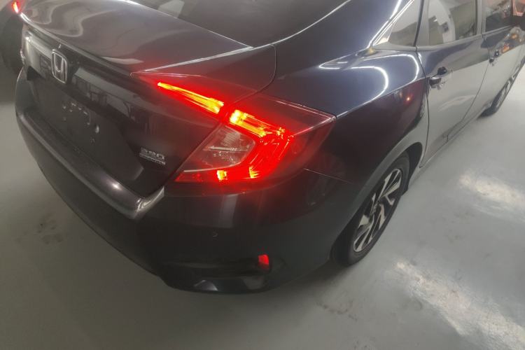 Used Honda Civic 2016 220TURBO CVT Luxury Edition