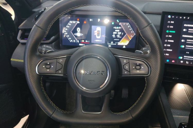 Used Lynk & Co 03 2023 1.5TD DCT JingPro
