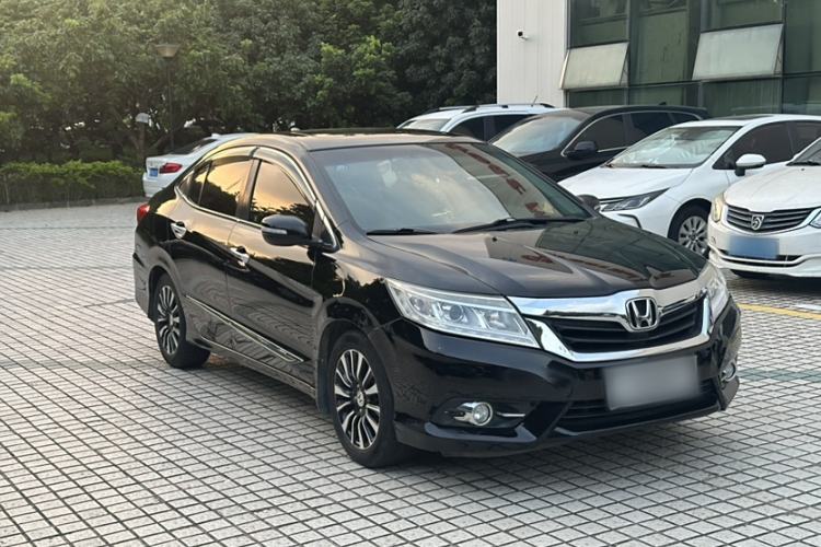 Used Honda Crider 2013 1.8L automatic luxury edition
