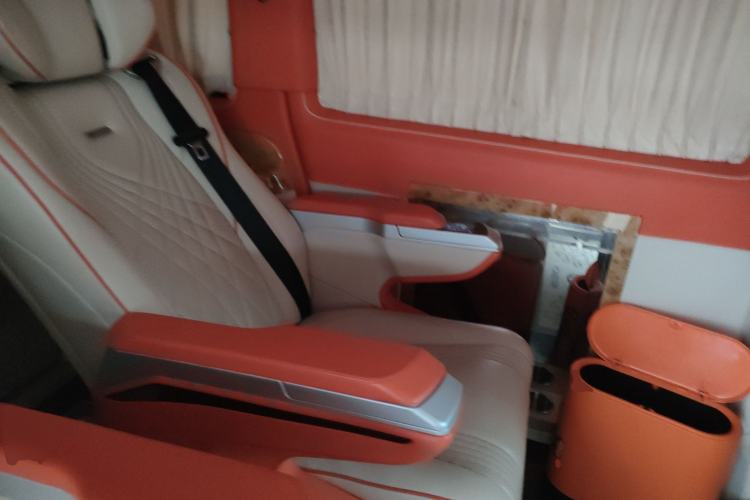 Used Mercedes-Benz Vito 2021 2.0T Elite Version 7 Seats
