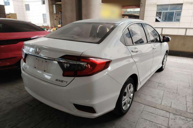 Used Honda Greiz 2016 1.5L CVT Classic Edition
