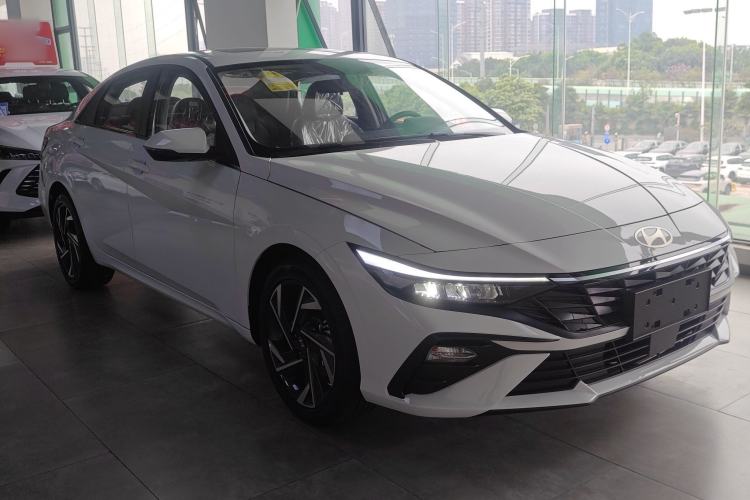 Used Hyundai Elantra 2023 1.5L CVT GLX Elite Edition
