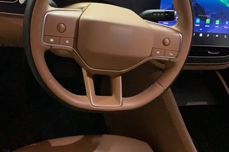 Used  R7 2024 Advanced Edition
