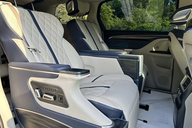 Used Buick GL8 2020 ES Land Cruiser 653T Comfort Edition
