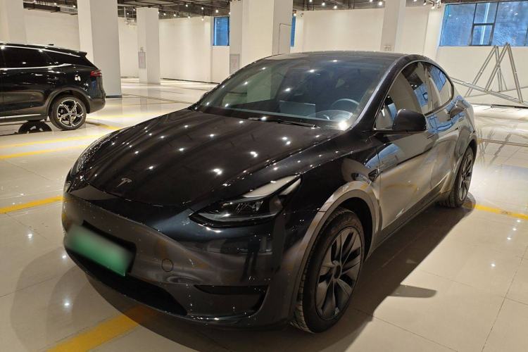 Used Tesla Model Y 2024 Rear-Wheel-Drive Version
