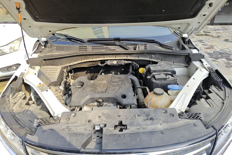 Used Roewe RX5 2019 20T Two-Wheel Drive Automatic Ali Smart Connectivity Platinum Edition
