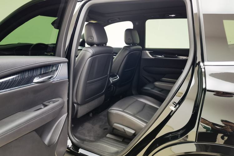 Used Cadillac XT6 2022 2.0T Six-Seater Four-Wheel Drive Luxury Version