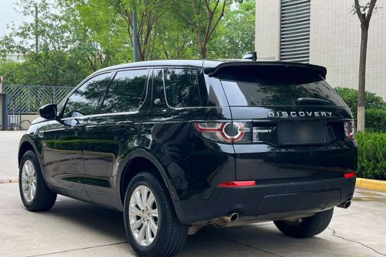 Used Land Rover Discovery Sport 2019 240 PS PURE Edition China V Standard

